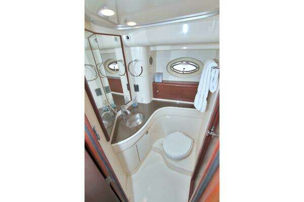 Meridian 441 Sedan Yacht For Sale