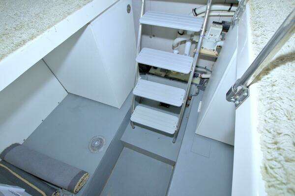 Meridian 441 Sedan Yacht For Sale