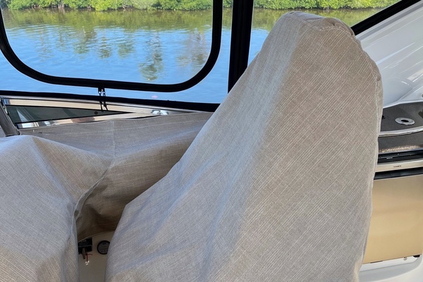 Why Knot 44ft Meridian Yacht For Sale