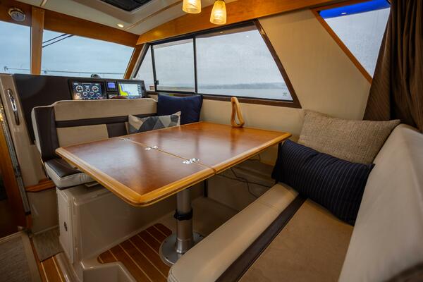 HALCYON 30ft Cutwater Yacht For Sale