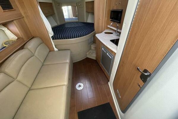 31ft Rinker Yacht For Sale