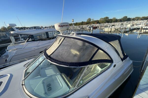 31ft Rinker Yacht For Sale