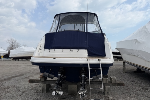 Photo of the 2016 Rinker 310 Express
