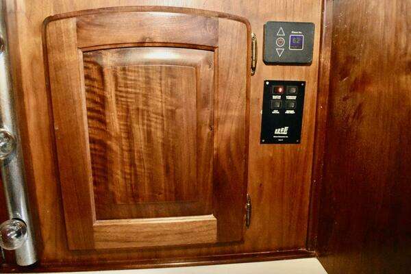 Californian  Yacht For Sale