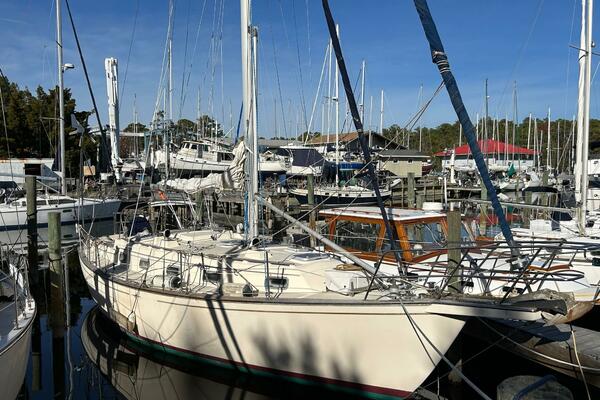 Aurelia 38ft Island Packet Yacht For Sale