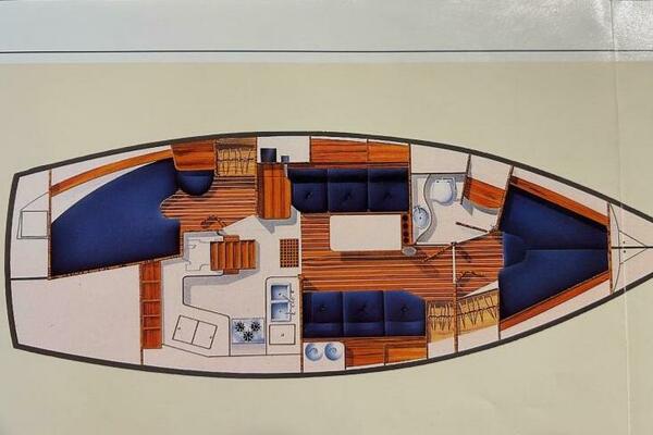 Island Packet 35 layout