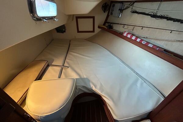 Quarter berth close up