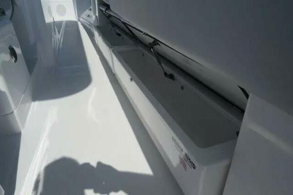 53ft HCB Yacht For Sale