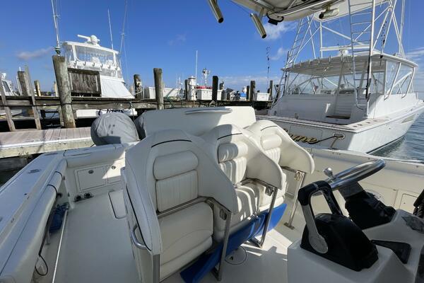 33ft Hydra Sports Yacht For Sale