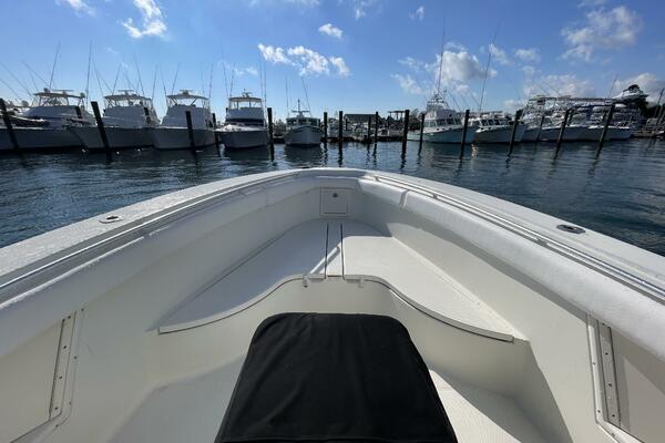 33ft Hydra Sports Yacht For Sale