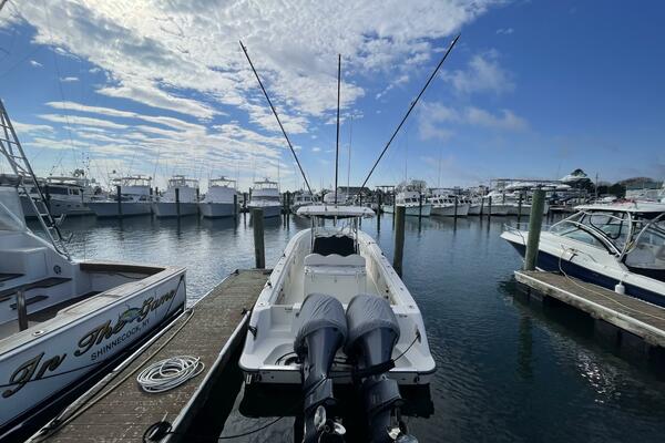 33ft Hydra Sports Yacht For Sale
