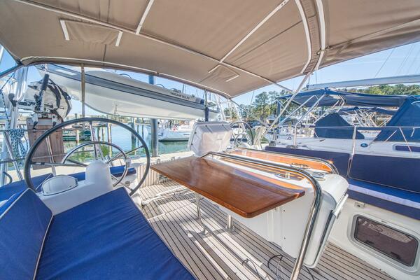 43ft Jeanneau Yacht For Sale