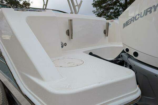 2023 Boston Whaler 24