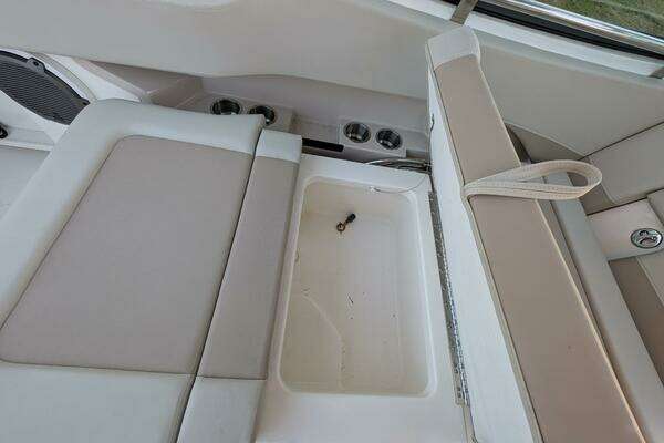 2023 Boston Whaler 24