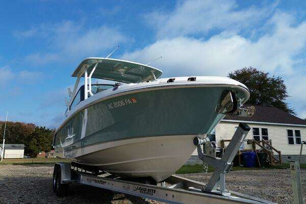 2023 Boston Whaler 24