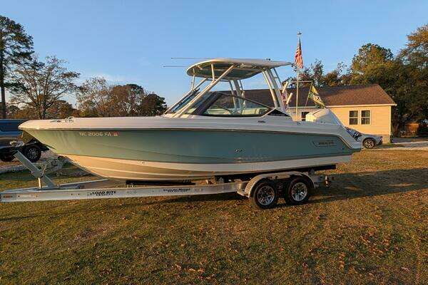 2023 Boston Whaler 24