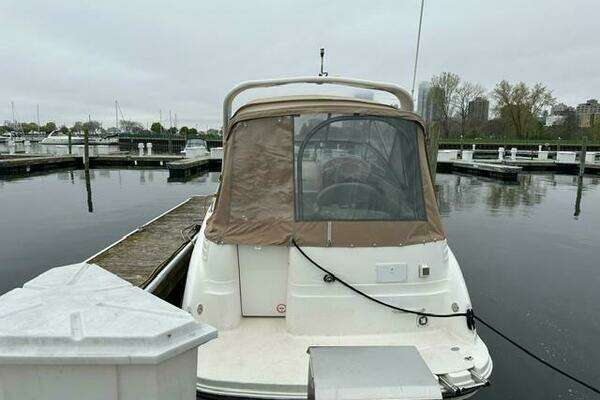 Photo of the 2006 Larson Cabrio 274