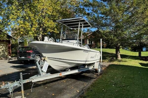 18ft Sea Hunt Yacht For Sale