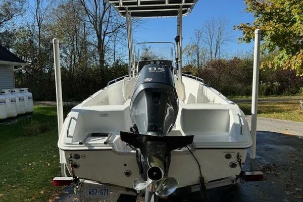18ft Sea Hunt Yacht For Sale