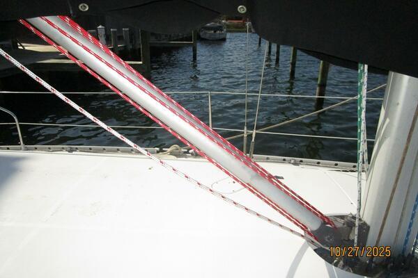 38' Beneteau boom vang2