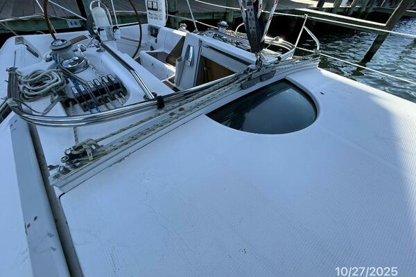 38' Beneteau traveler2