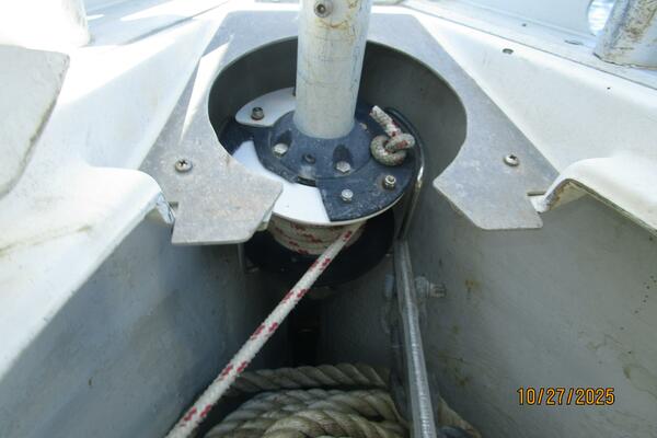 38' Beneteau roller furler