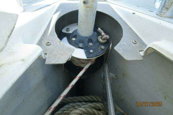 Photo of the 1992 Beneteau 38s5 "Carpe Diem"