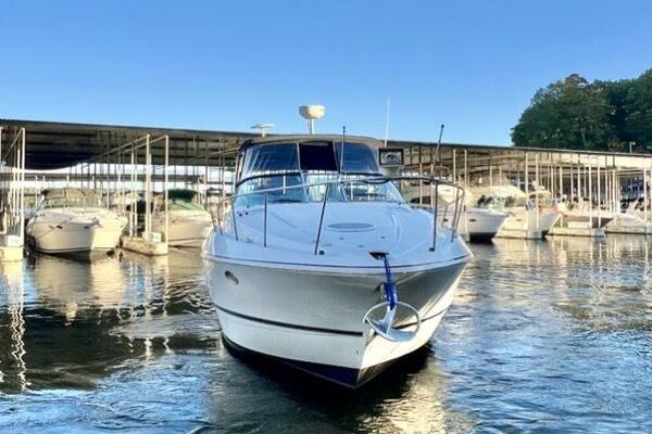 3 Partner Ship 2003 Cruisers 3772 Stb Fwd View 1 Medium
