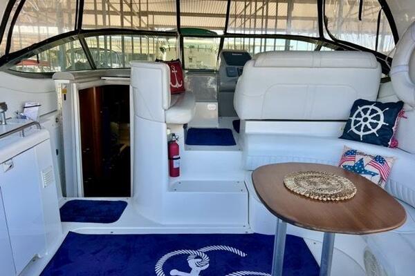 10 Partner Ship 2003 Cruisers 3772 Cockpit 2 Medium