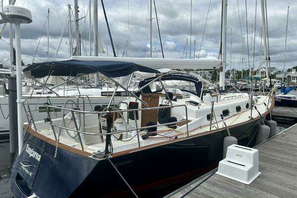 Photo of the 2015 Tartan 4000 "Tangaroa"