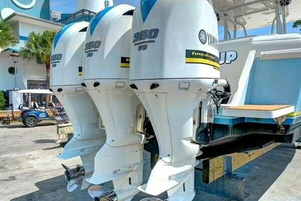 37-ft-Intrepid-2008-- MIAMI Florida United States  yacht for sale