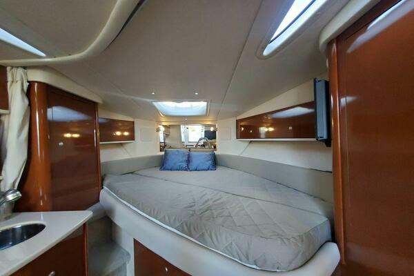 31ft Sea Ray Yacht For Sale