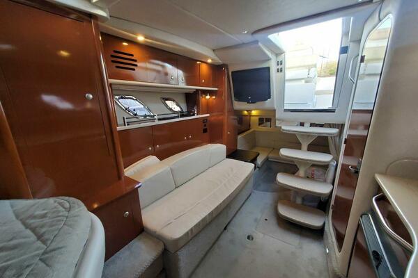 31ft Sea Ray Yacht For Sale