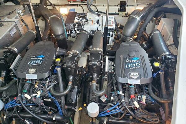 31ft Sea Ray Yacht For Sale