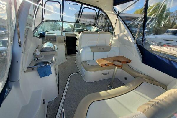 31ft Sea Ray Yacht For Sale