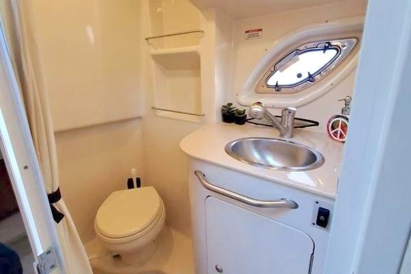 31ft Sea Ray Yacht For Sale