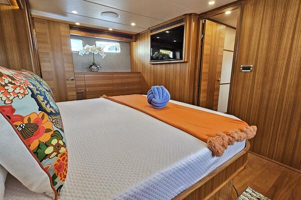 KNOT STABLE 72ft Outer Reef Yachts Yacht For Sale