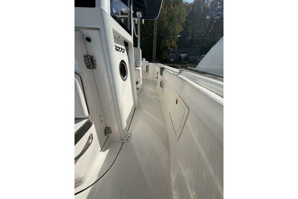 27ft Robalo Yacht For Sale