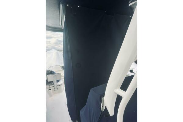 27ft Robalo Yacht For Sale