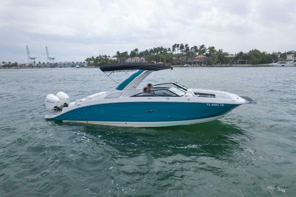 31ft Sea Ray Yacht For Sale