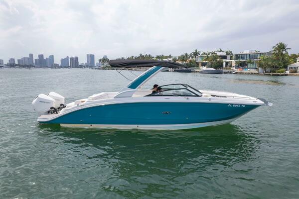 31ft Sea Ray Yacht For Sale