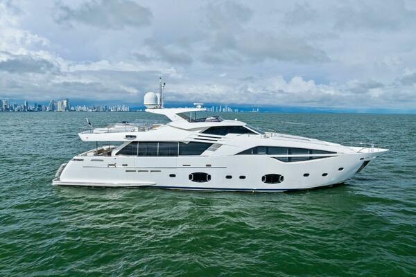 SHA SHA SHA IV 100ft Custom Line Yacht For Sale
