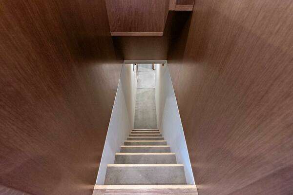 Custom Line 100 Yacht For Sale