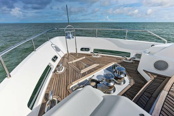 SHA SHA SHA IV 100ft Custom Line Yacht For Sale