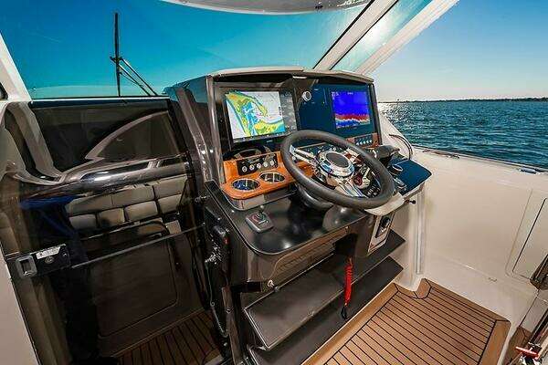 Tiara Yachts 38 LS Yacht For Sale