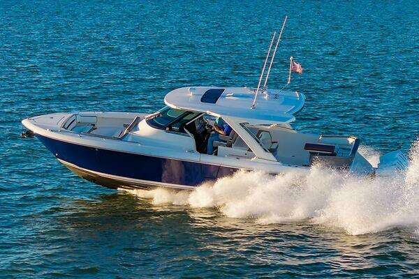 Tiara Yachts 38 LS Yacht For Sale