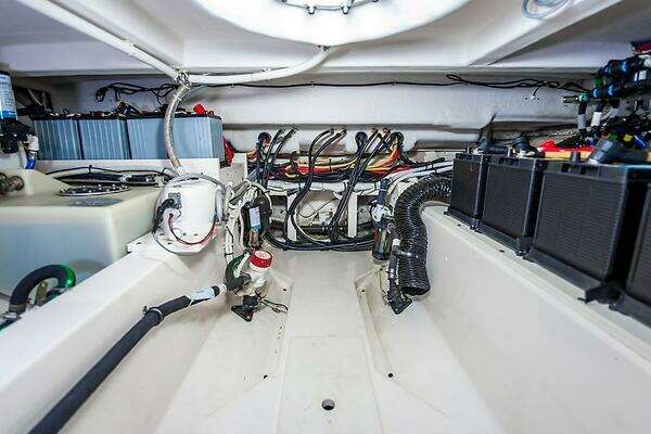 Tiara Yachts 38 LS Yacht For Sale