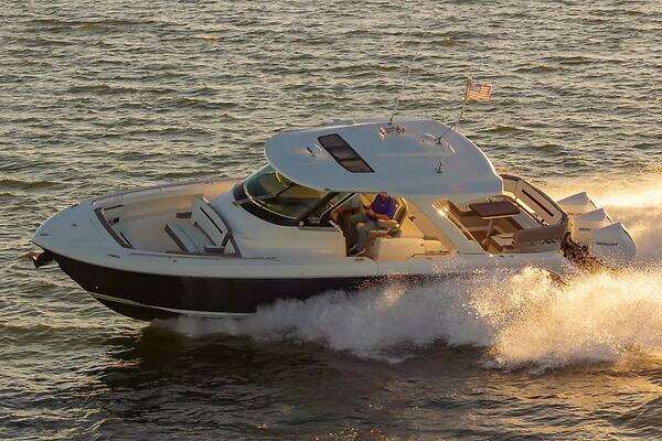 Tiara Yachts 38 LS Yacht For Sale