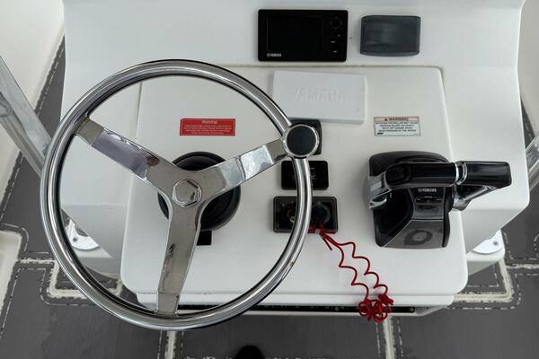 32ft Contender Yacht For Sale