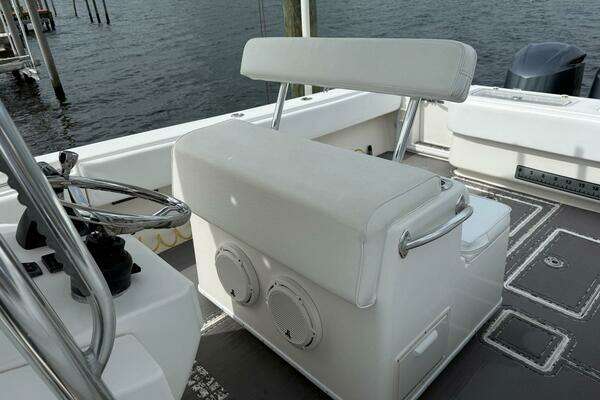 Contender 32 ST Yacht For Sale